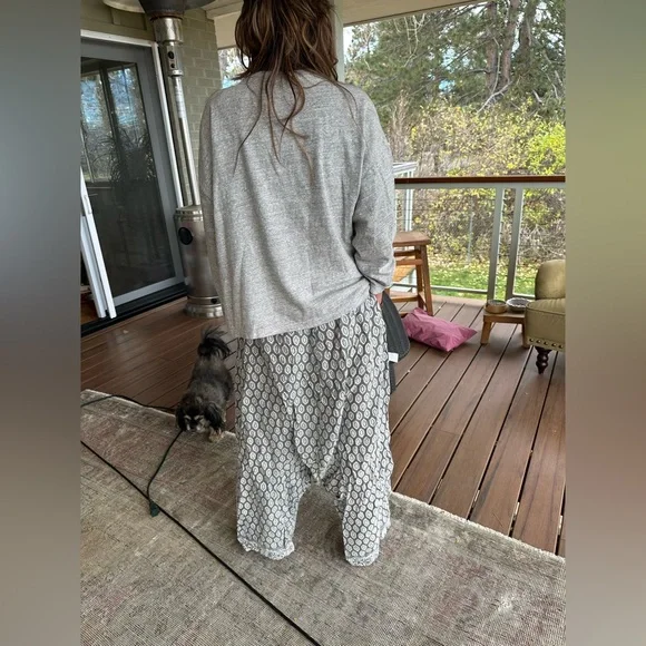 Magnolia Pearl Garçon Pants in Temple - Picture 3 of 5